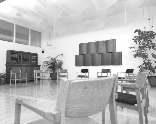 Slide neu 6 zu 4.jpg Slide neu 6 zu 4.jpg